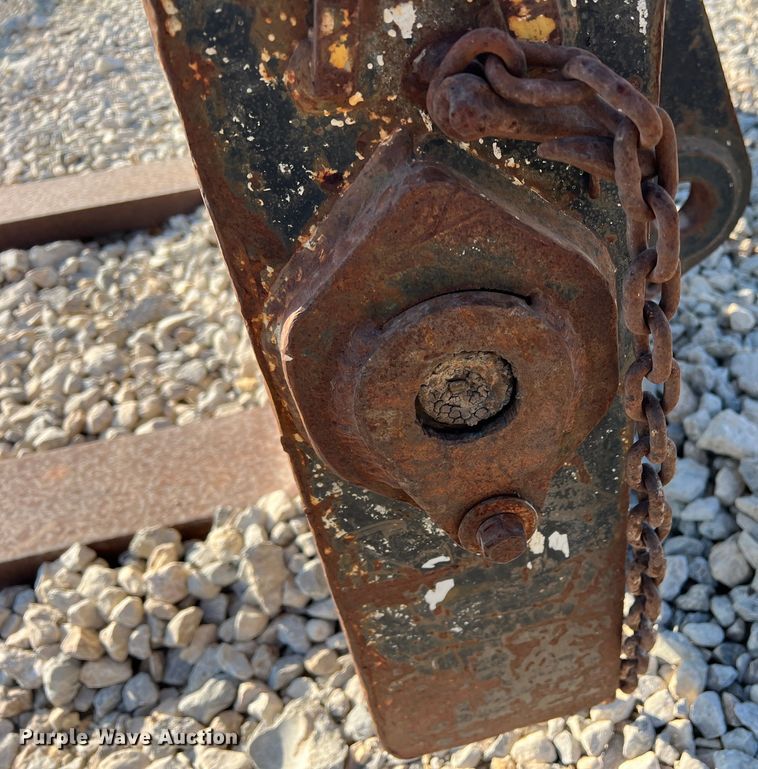 image for item DN3148 6' L forks