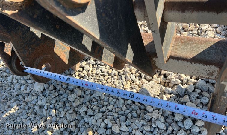 image for item DN3148 6' L forks