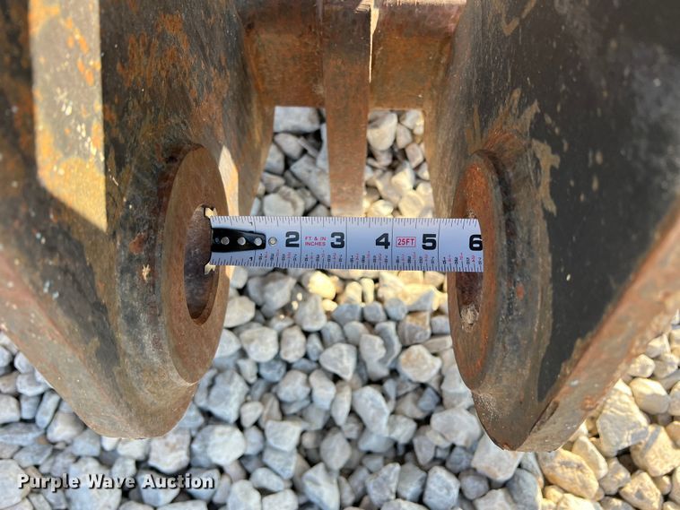 image for item DN3148 6' L forks