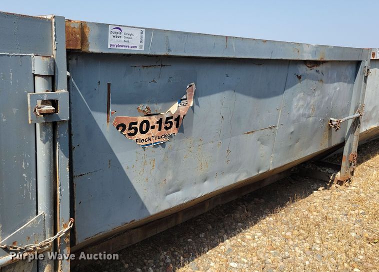 image for item DN4102 Roll-off dumpster