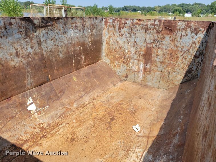 image for item DN4103 Roll-off dumpster