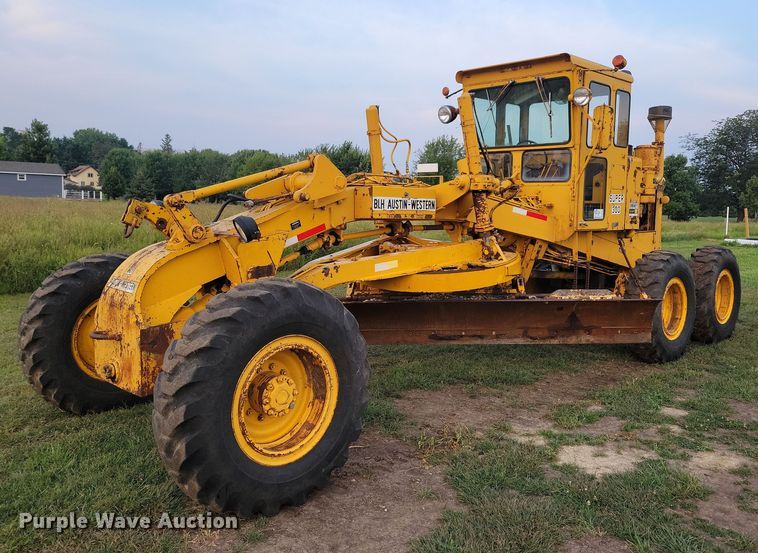 image for item DN4104 1969 BLH Austin-Western Super 300  rigid frame motor grader