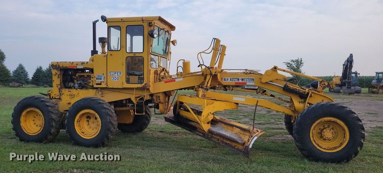 image for item DN4104 1969 BLH Austin-Western Super 300  rigid frame motor grader