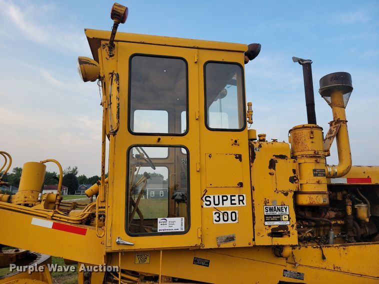 image for item DN4104 1969 BLH Austin-Western Super 300  rigid frame motor grader