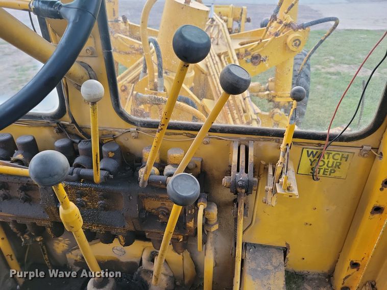 image for item DN4104 1969 BLH Austin-Western Super 300  rigid frame motor grader