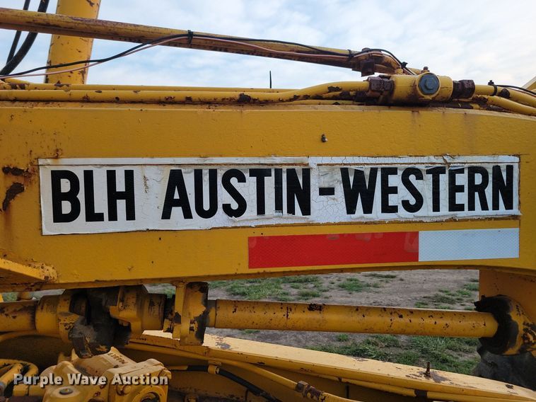 image for item DN4104 1969 BLH Austin-Western Super 300  rigid frame motor grader