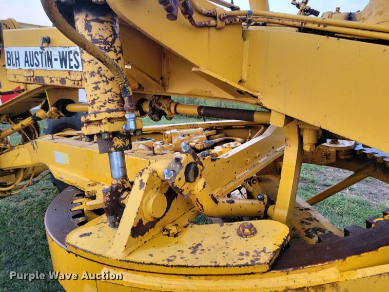 image for item DN4104 1969 BLH Austin-Western Super 300  rigid frame motor grader