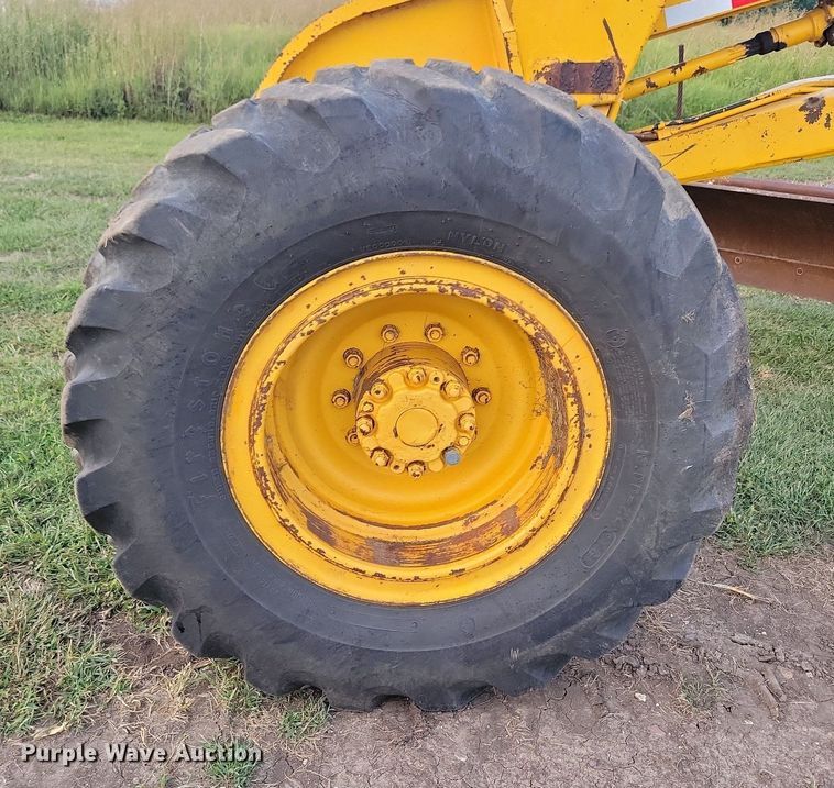 image for item DN4104 1969 BLH Austin-Western Super 300  rigid frame motor grader