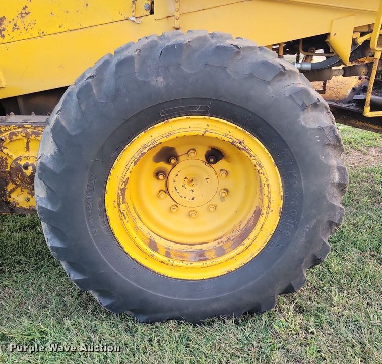 image for item DN4104 1969 BLH Austin-Western Super 300  rigid frame motor grader