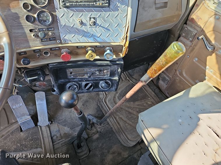 image for item DN8597 1979 Mack  water truck