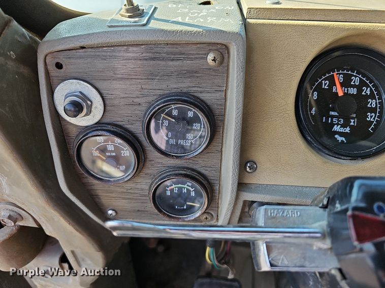 image for item DN8597 1979 Mack  water truck