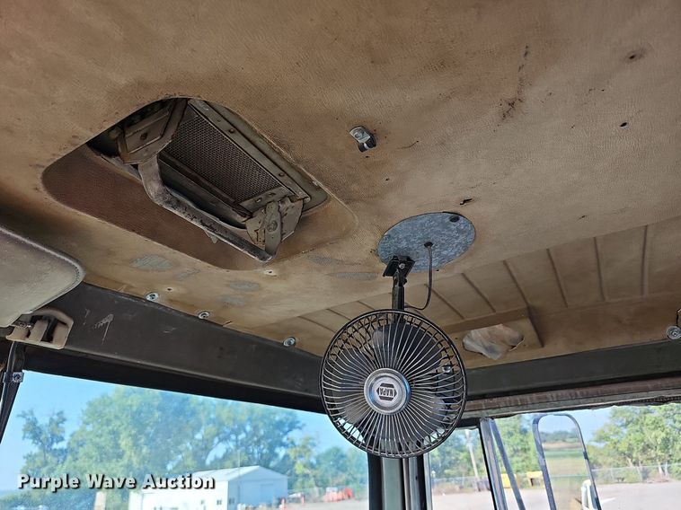 image for item DN8597 1979 Mack  water truck