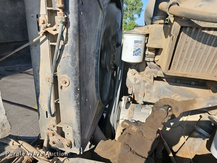 image for item DN8597 1979 Mack  water truck