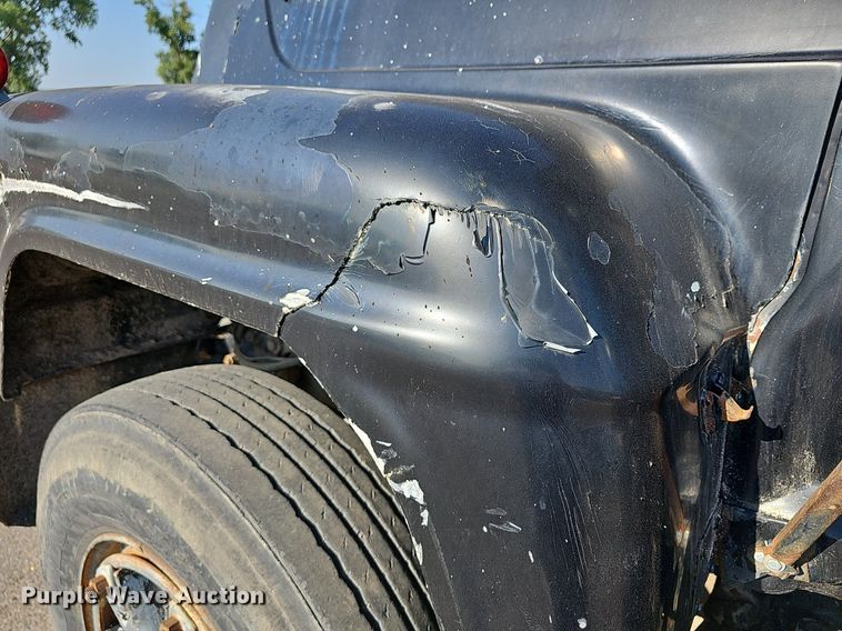 image for item DN8597 1979 Mack  water truck