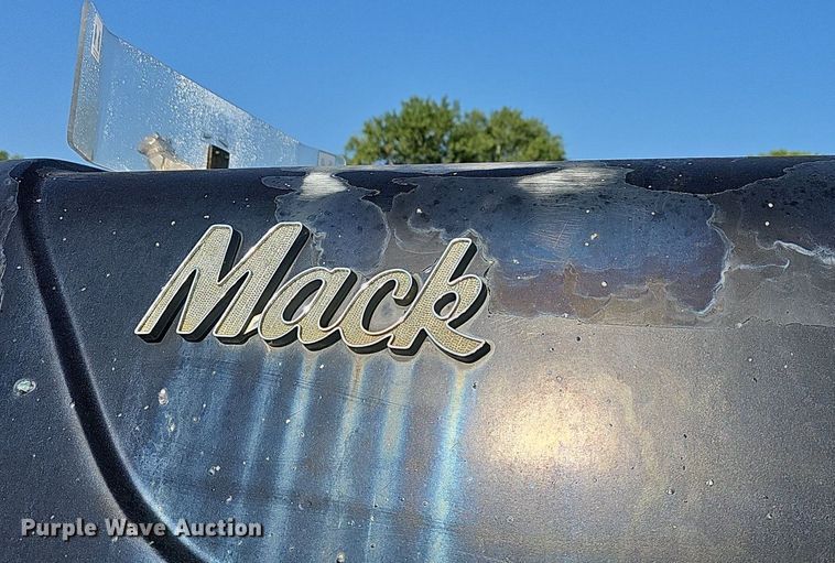 image for item DN8597 1979 Mack  water truck