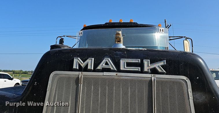 image for item DN8597 1979 Mack  water truck