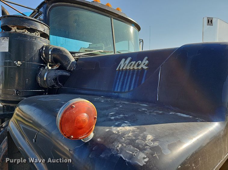 image for item DN8597 1979 Mack  water truck
