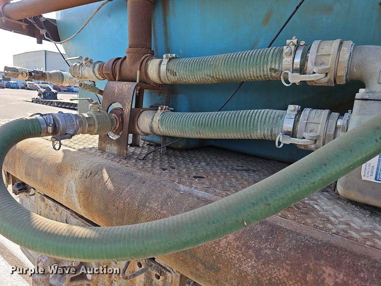 image for item DN8597 1979 Mack  water truck