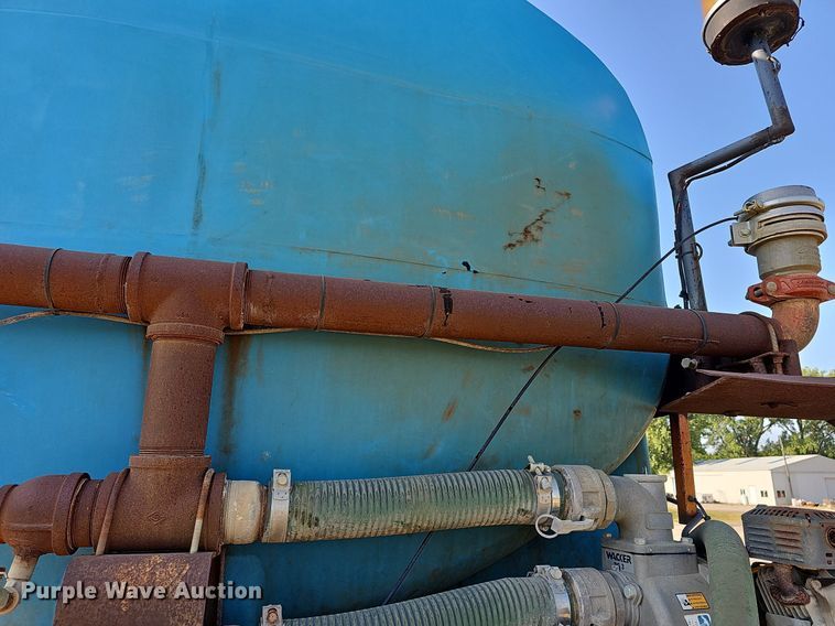 image for item DN8597 1979 Mack  water truck