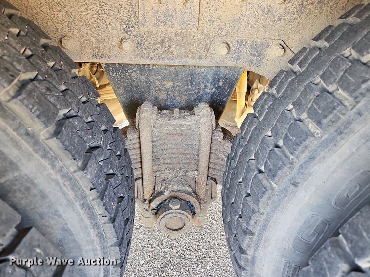 image for item DN8597 1979 Mack  water truck