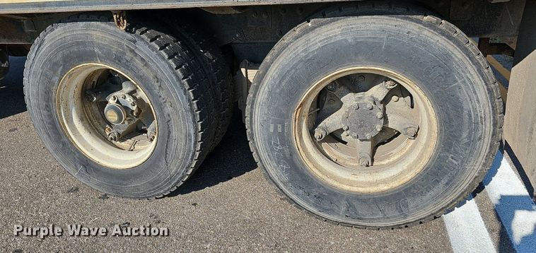 image for item DN8597 1979 Mack  water truck