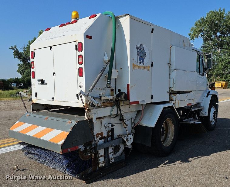 image for item DN8598 1998 Freightliner FL70 Broom Bear  street sweeper truck