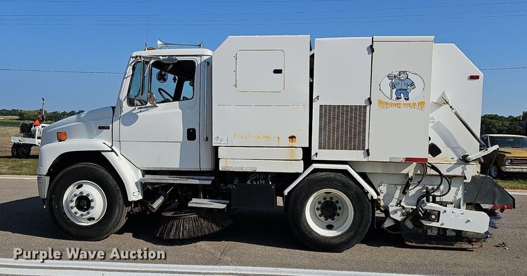 image for item DN8598 1998 Freightliner FL70 Broom Bear  street sweeper truck