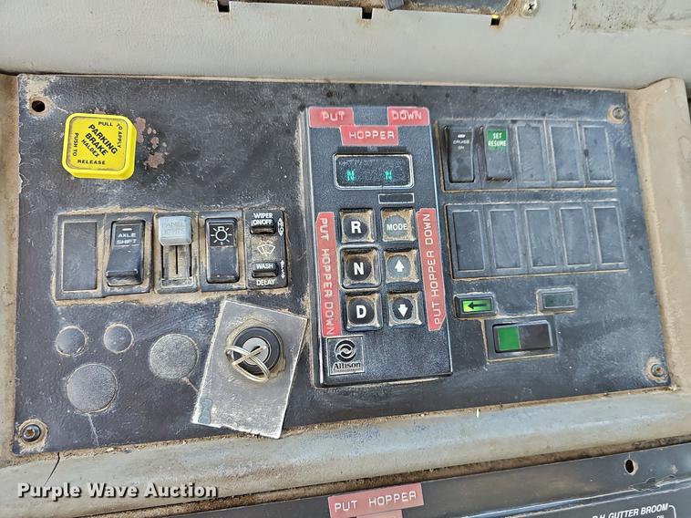 image for item DN8598 1998 Freightliner FL70 Broom Bear  street sweeper truck