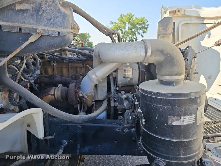 image for item DN8598 1998 Freightliner FL70 Broom Bear  street sweeper truck