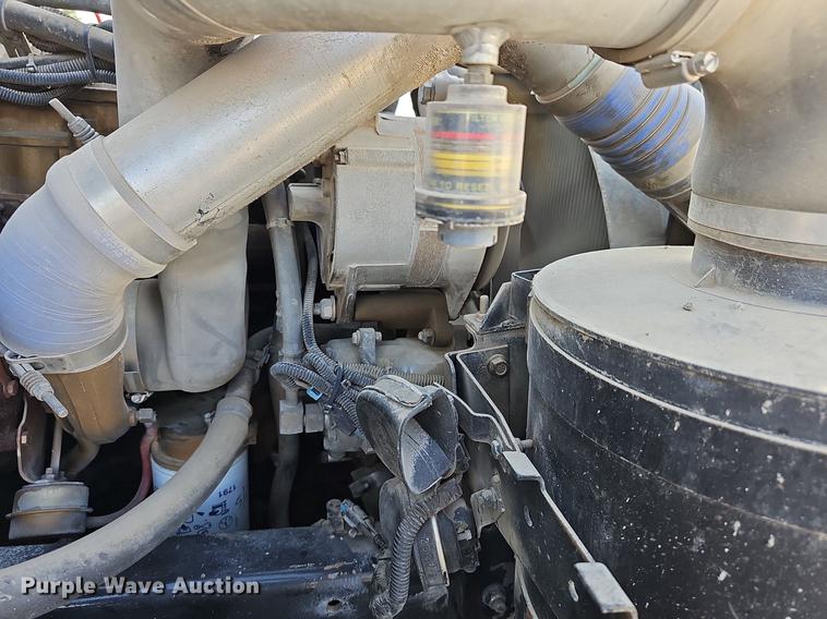 image for item DN8598 1998 Freightliner FL70 Broom Bear  street sweeper truck