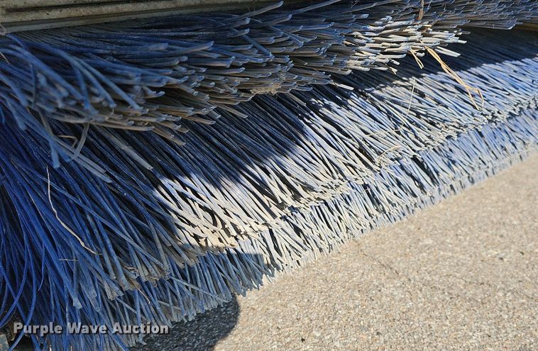 image for item DN8598 1998 Freightliner FL70 Broom Bear  street sweeper truck