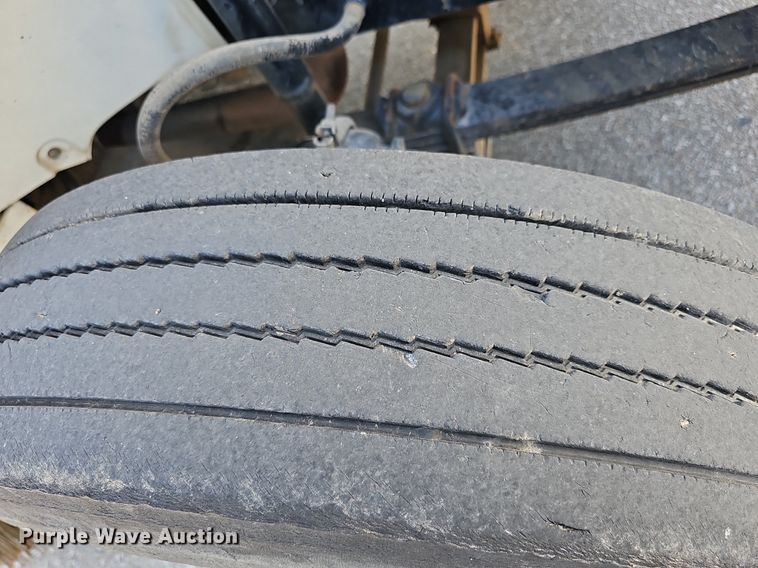 image for item DN8598 1998 Freightliner FL70 Broom Bear  street sweeper truck