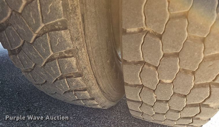 image for item DN8598 1998 Freightliner FL70 Broom Bear  street sweeper truck