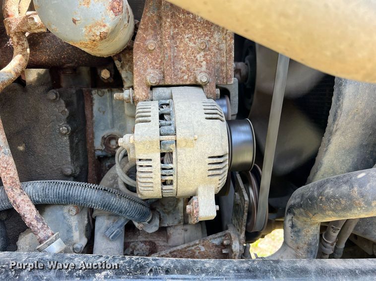 image for item DO2188 1997 Ford F800  dump truck