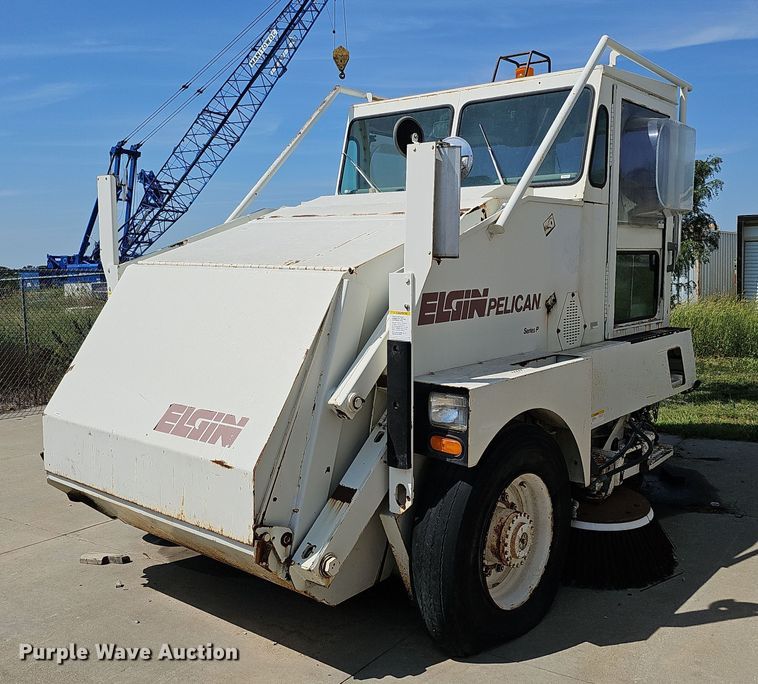 image for item DO2745 1996 Elgin Pelican Series P  street sweeper