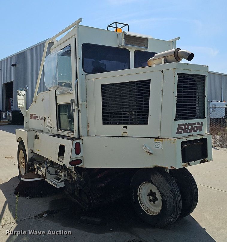 image for item DO2745 1996 Elgin Pelican Series P  street sweeper