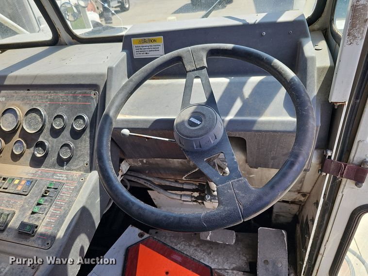 image for item DO2745 1996 Elgin Pelican Series P  street sweeper