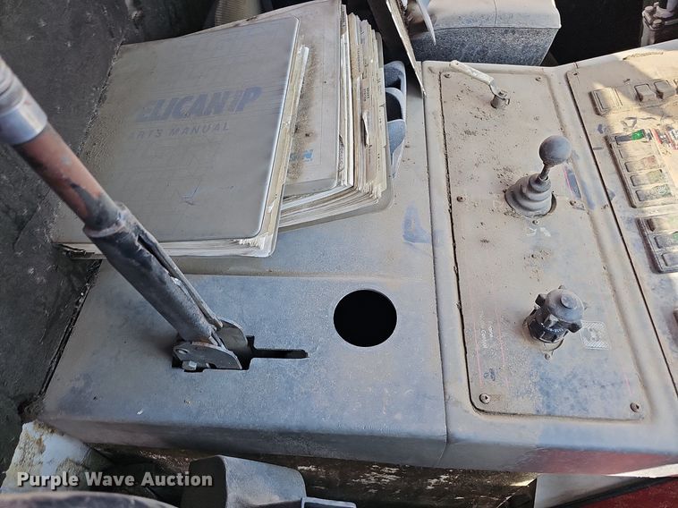 image for item DO2745 1996 Elgin Pelican Series P  street sweeper