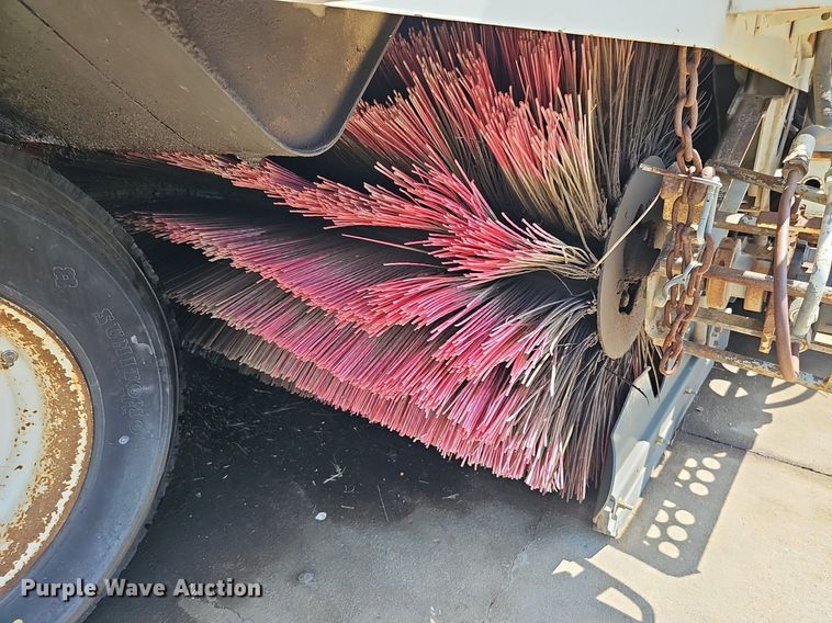 image for item DO2745 1996 Elgin Pelican Series P  street sweeper