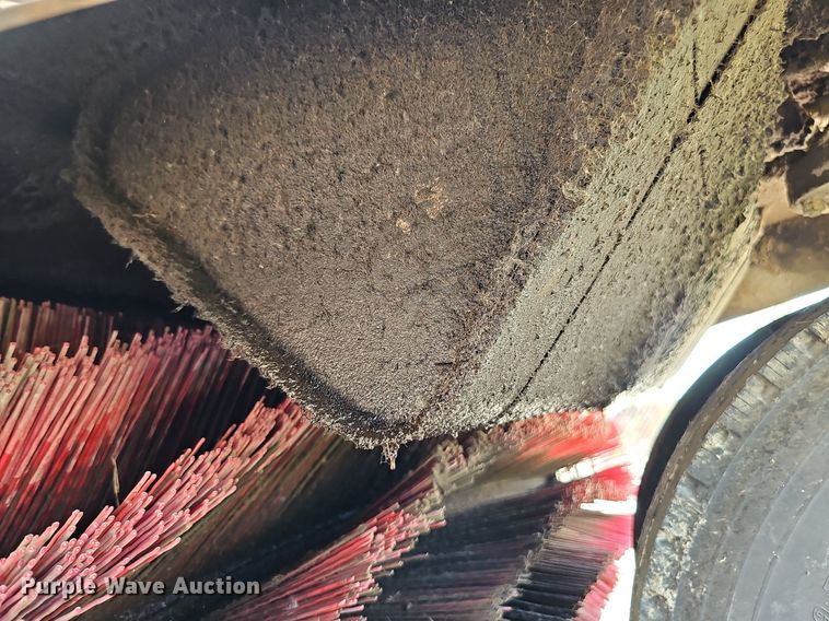 image for item DO2745 1996 Elgin Pelican Series P  street sweeper