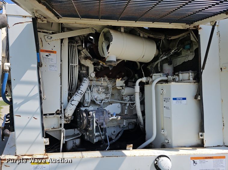 image for item DO2745 1996 Elgin Pelican Series P  street sweeper