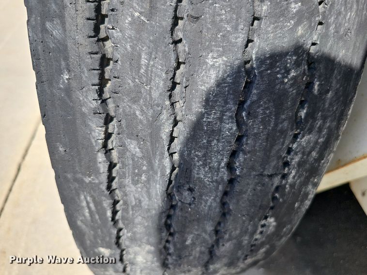 image for item DO2745 1996 Elgin Pelican Series P  street sweeper