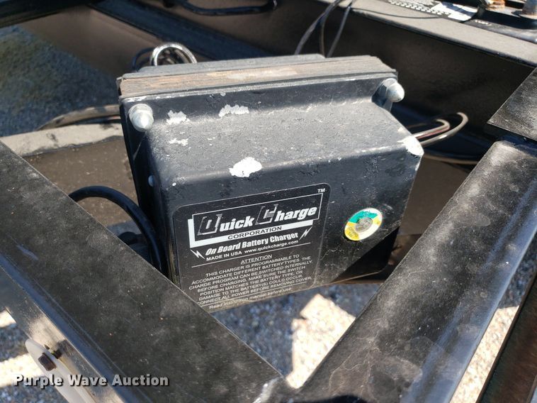 image for item DO3026 2006 Parker Performance Power Hoist  dump trailer