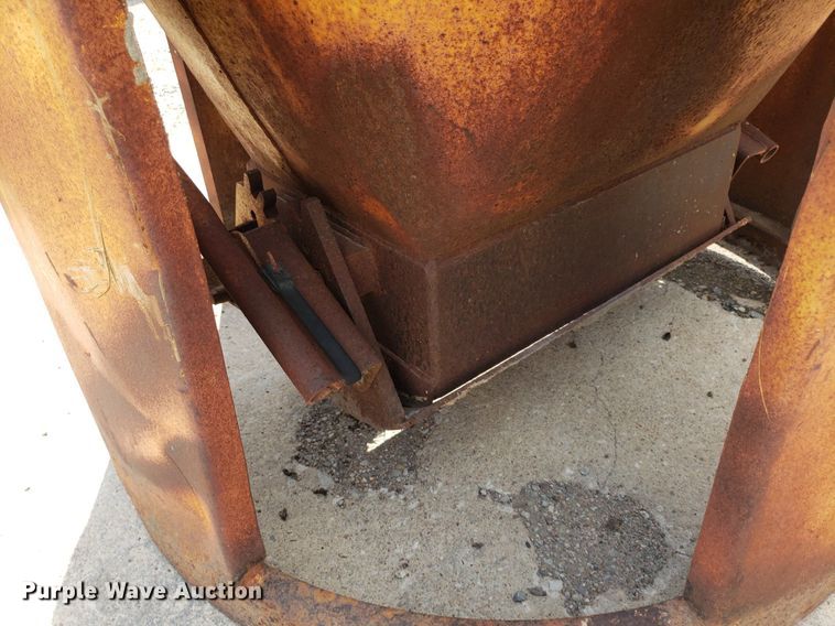 image for item DO3034 Concrete dispenser