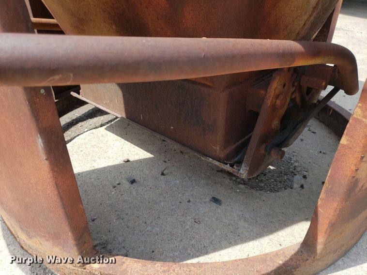 image for item DO3034 Concrete dispenser