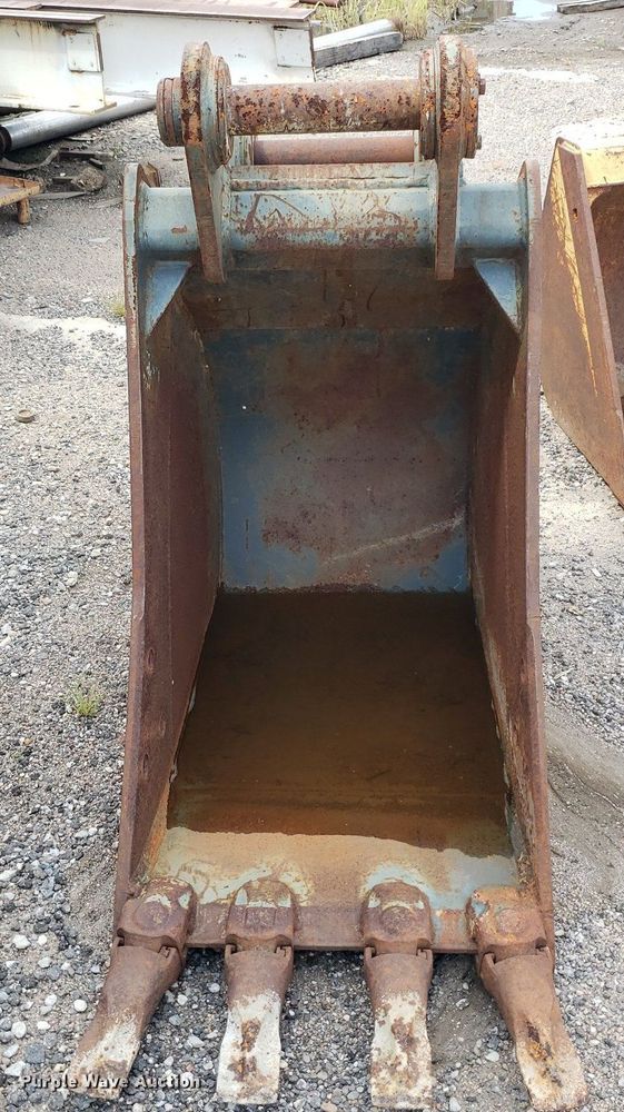 image for item DO3036 CP  excavator bucket
