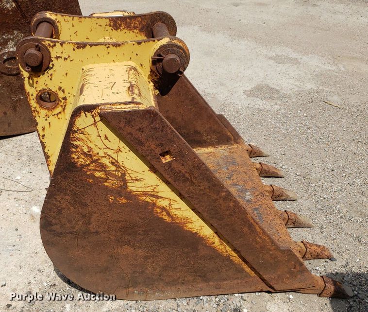 image for item DO3037 Excavator bucket
