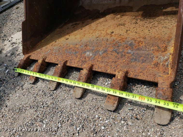 image for item DO3037 Excavator bucket