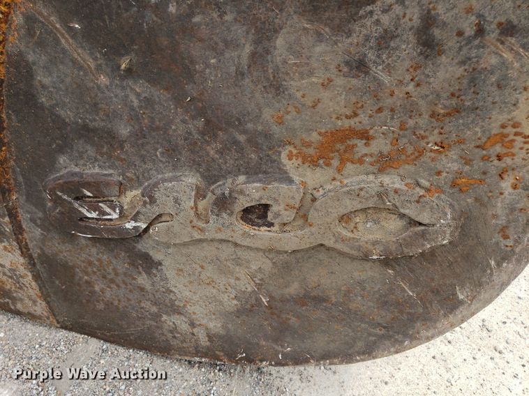 image for item DO3038 Esco  excavator bucket