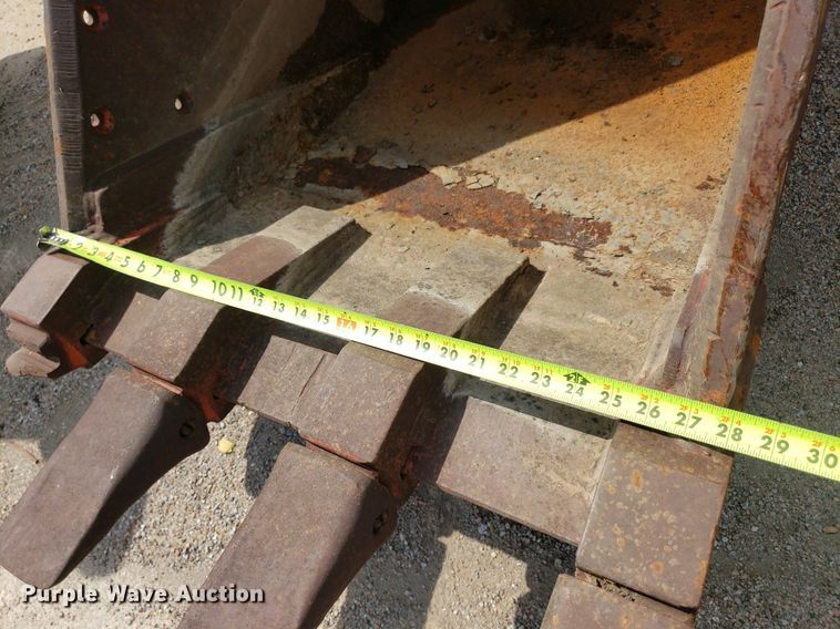 image for item DO3039 Excavator bucket